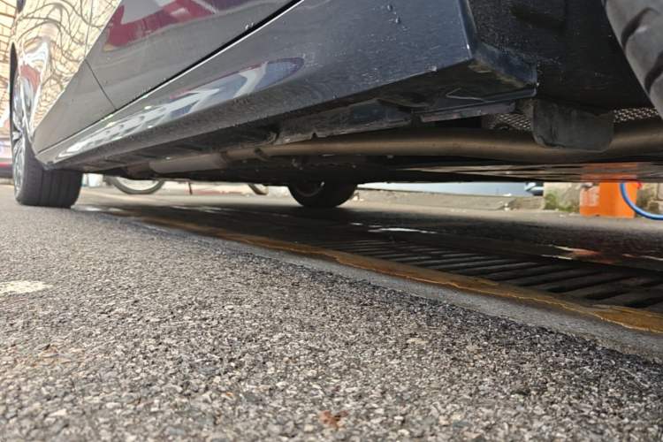 Used Geely Galaxy A7 2025 Model EM-i 150km Starship Edition Left Side Sill