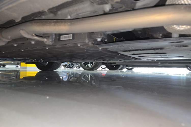 Used Geely Galaxy A7 2025 Model EM-i 150km Starship Edition Left Side Sill