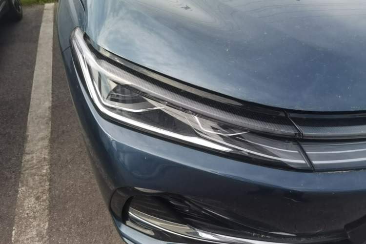 Used Geely Galaxy A7 2025 Model EM-i 150km Starship Edition Right Front Headlight