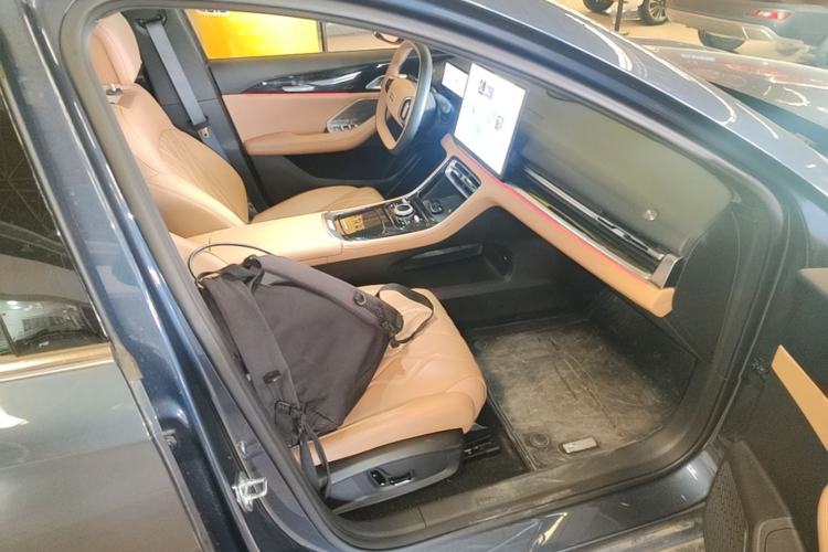 Used Geely Galaxy A7 2025 Model EM-i 150km Starship Edition Right Front Seat