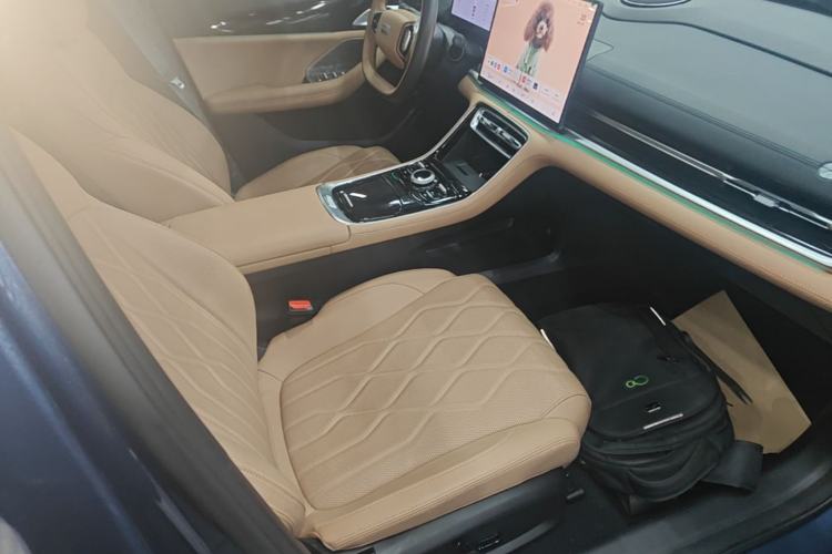 Used Geely Galaxy A7 2025 Model EM-i 150km Starship Edition Right Front Seat