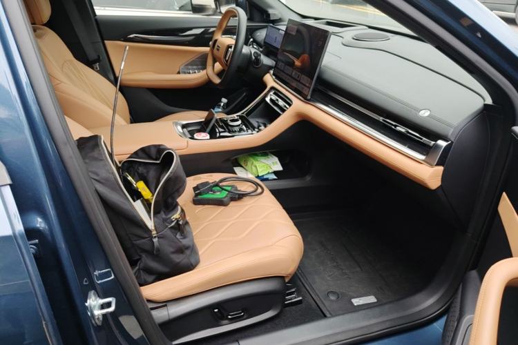 Used Geely Galaxy A7 2025 Model EM-i 150km Starship Edition Right Front Seat