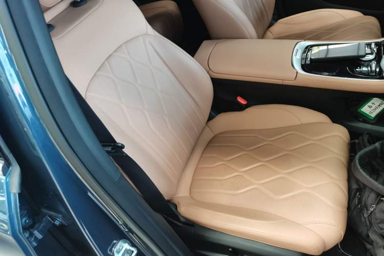 Used Geely Galaxy A7 2025 Model EM-i 150km Starship Edition Right Front Seat
