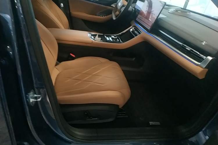 Used Geely Galaxy A7 2025 Model EM-i 150km Starship Edition Right Front Seat
