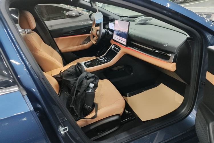 Used Geely Galaxy A7 2025 Model EM-i 150km Starship Edition Right Front Seat