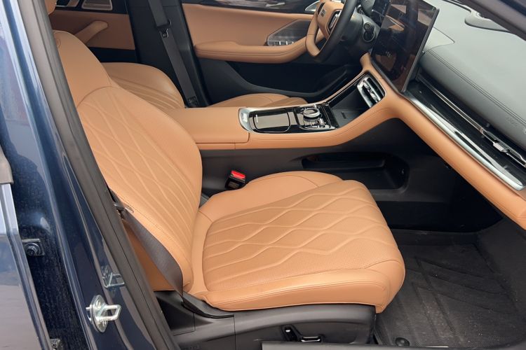 Used Geely Galaxy A7 2025 Model EM-i 150km Starship Edition Right Front Seat