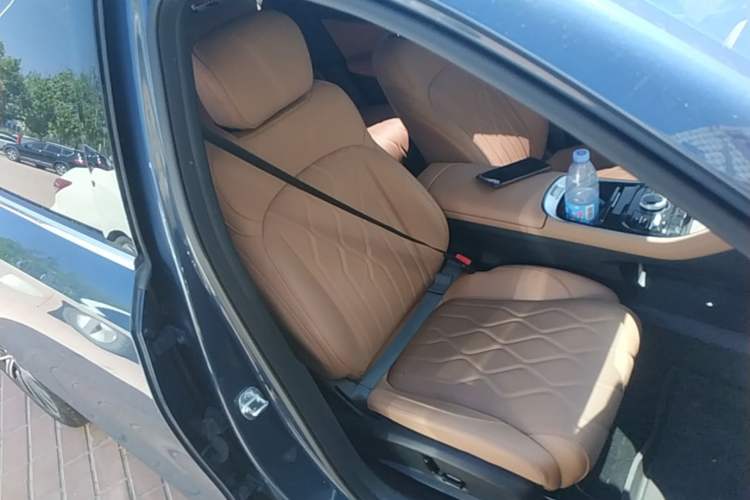 Used Geely Galaxy A7 2025 Model EM-i 150km Starship Edition Right Front Seat