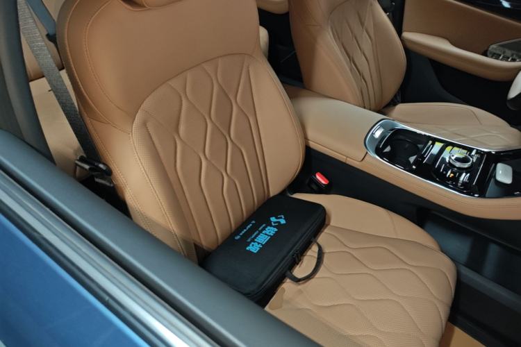 Used Geely Galaxy A7 2025 Model EM-i 150km Exploration+ Edition Right Front Seat