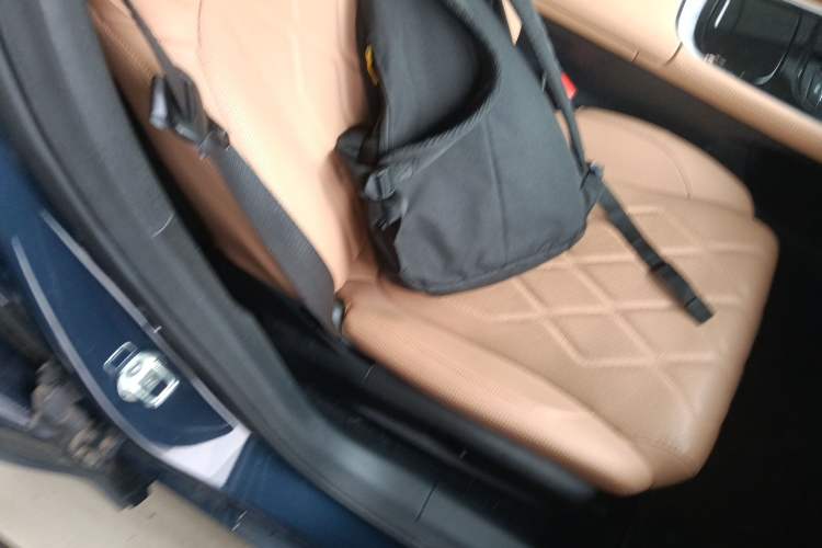 Used Geely Galaxy A7 2025 Model EM-i 150km Starship Edition Right Front Seat