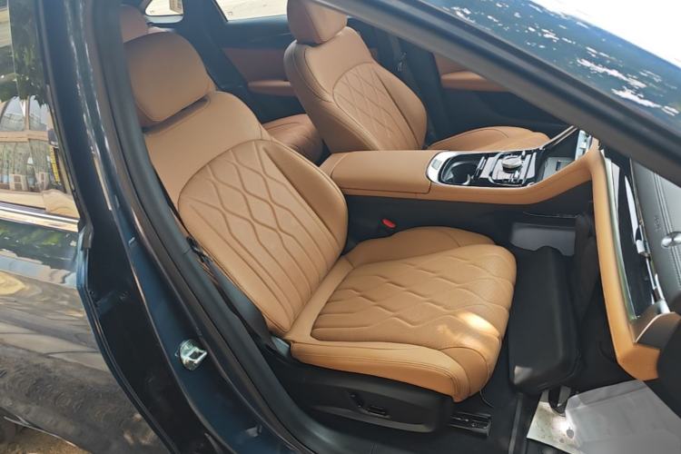 Used Geely Galaxy A7 2025 Model EM-i 150km Starship Edition Right Front Seat