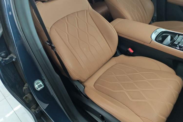 Used Geely Galaxy A7 2025 Model EM-i 150km Starship Edition Right Front Seat