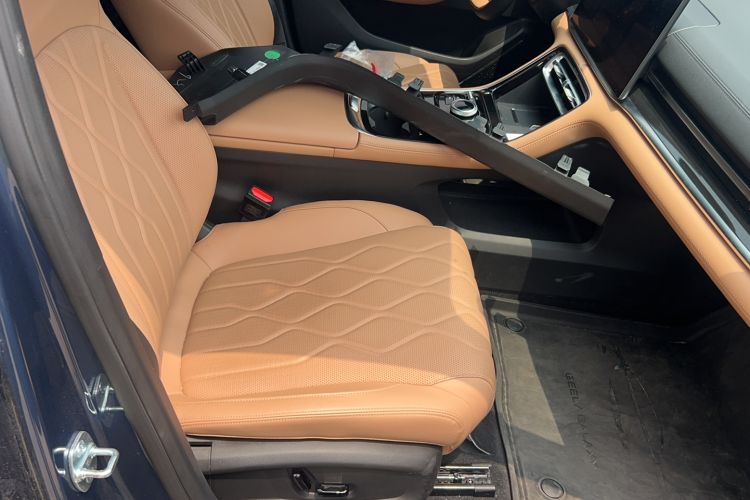 Used Geely Galaxy A7 2025 Model EM-i 150km Starship Edition Right Front Seat