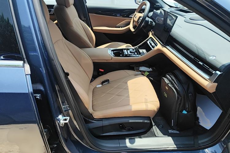 Used Geely Galaxy A7 2025 Model EM-i 150km Exploration+ Edition Right Front Seat