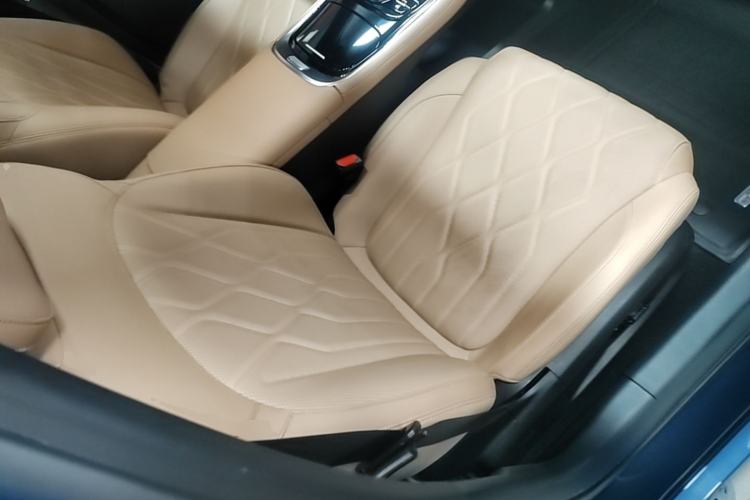 Used Geely Galaxy A7 2025 Model EM-i 150km Starship Edition Right Front Seat