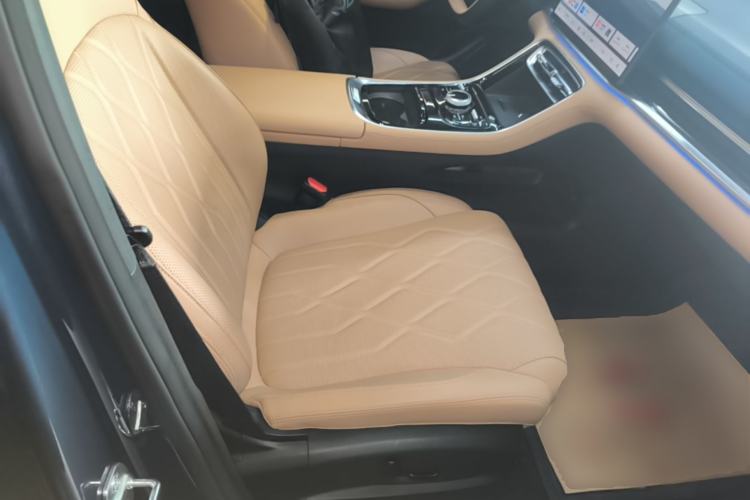 Used Geely Galaxy A7 2025 Model EM-i 150km Starship Edition Right Front Seat