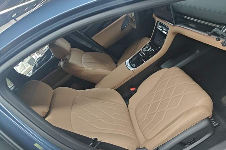 Used Geely Galaxy A7 2025 Model EM-i 150km Starship Edition Right Front Seat