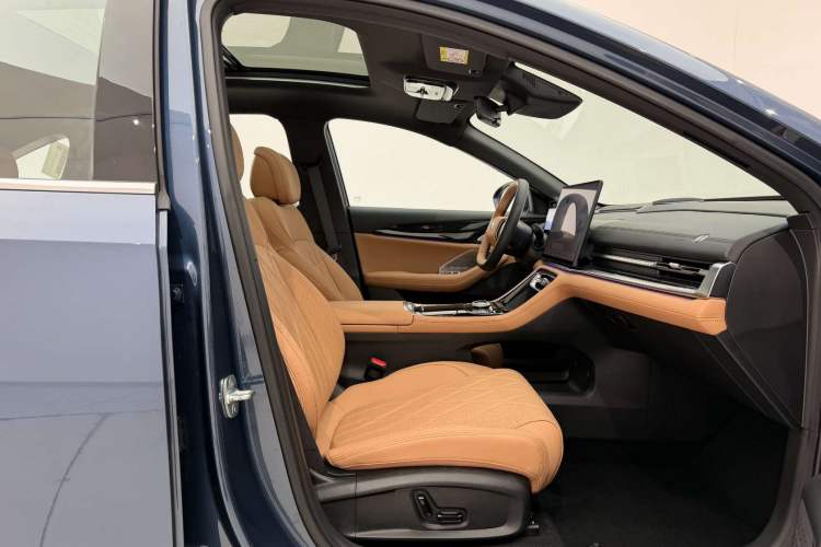 Used Geely Galaxy A7 2025 Model EM-i 150km Starship Edition Right Front Seat