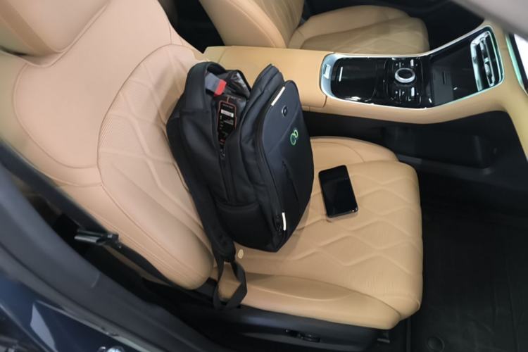 Used Geely Galaxy A7 2025 Model EM-i 150km Starship Edition Right Front Seat