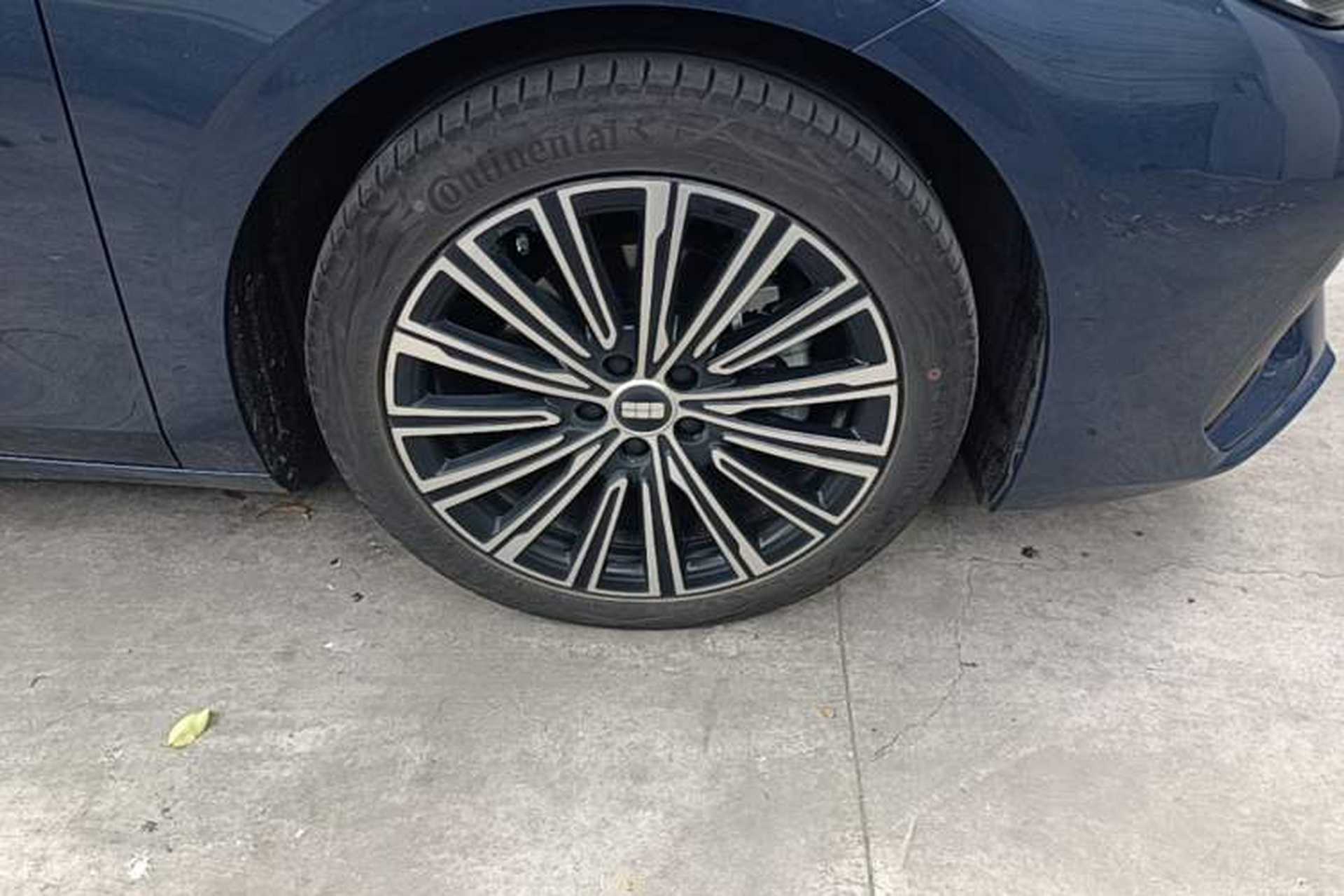 Used Geely Galaxy A7 2025 Model EM-i 150km Starship Edition Right Front Wheel Hub