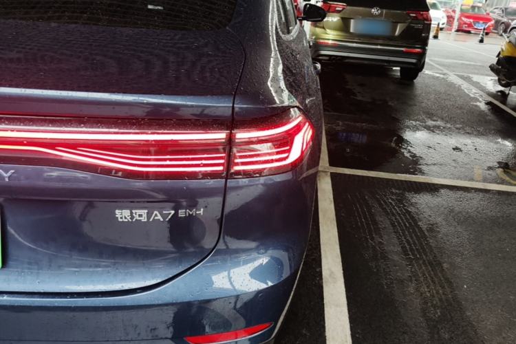 Used Geely Galaxy A7 2025 Model EM-i 150km Starship Edition Right Rear Taillight