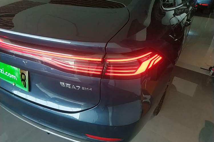 Used Geely Galaxy A7 2025 Model EM-i 150km Starship Edition Right Rear Taillight