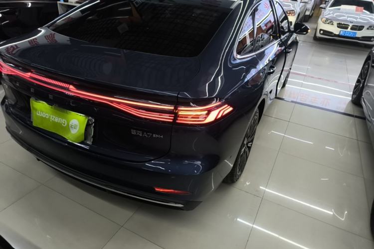 Used Geely Galaxy A7 2025 Model EM-i 150km Starship Edition Right Rear Taillight