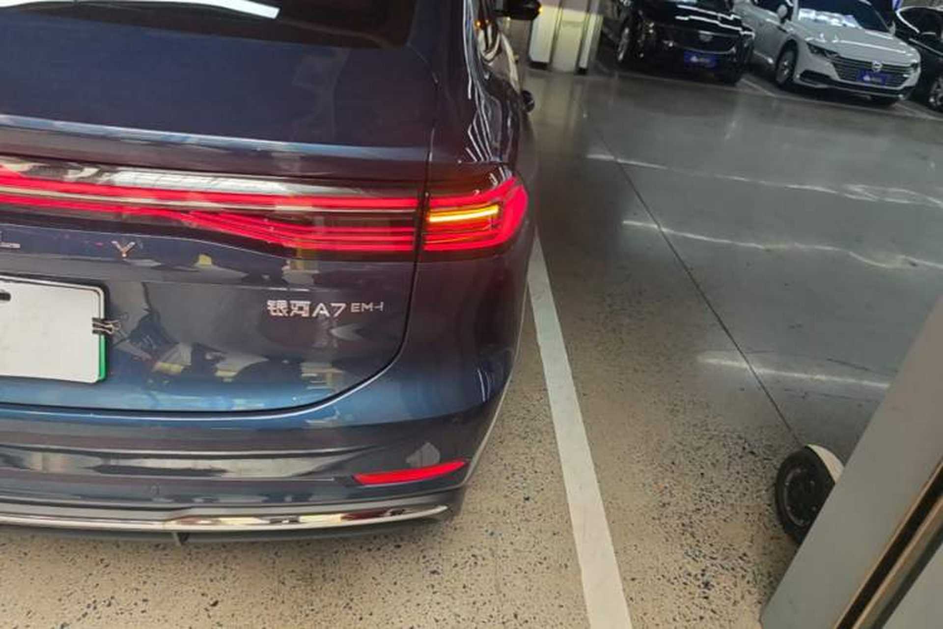 Used Geely Galaxy A7 2025 Model EM-i 150km Starship Edition Right Rear Taillight