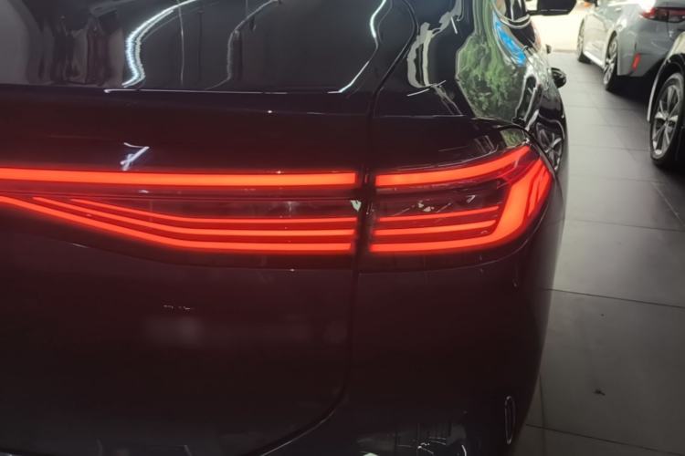 Used Geely Galaxy A7 2025 Model EM-i 150km Starship Edition Right Rear Taillight