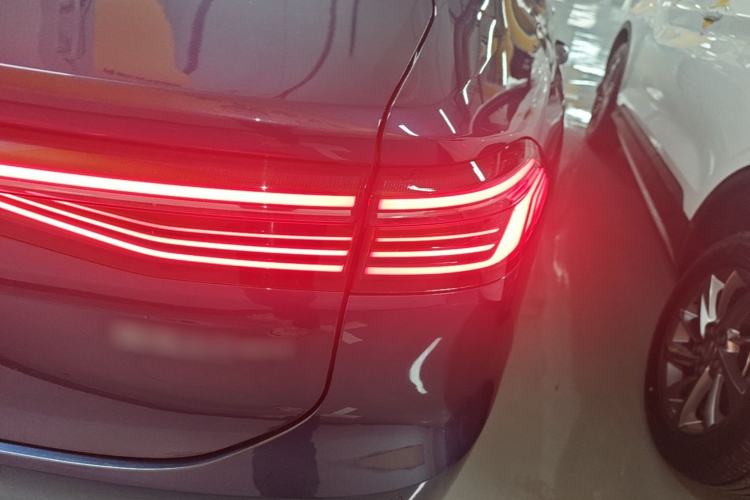 Used Geely Galaxy A7 2025 Model EM-i 150km Starship Edition Right Rear Taillight