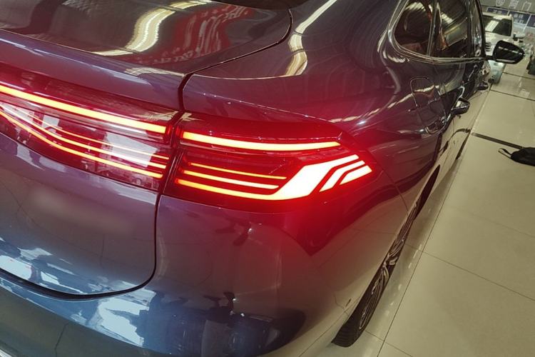 Used Geely Galaxy A7 2025 Model EM-i 150km Starship Edition Right Rear Taillight