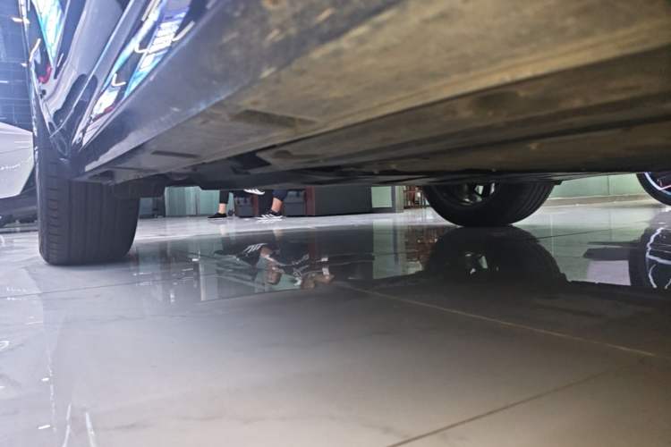 Used Geely Galaxy A7 2025 Model EM-i 150km Starship Edition Right Side Sill