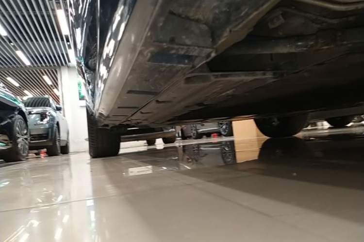 Used Geely Galaxy A7 2025 Model EM-i 150km Starship Edition Right Side Sill