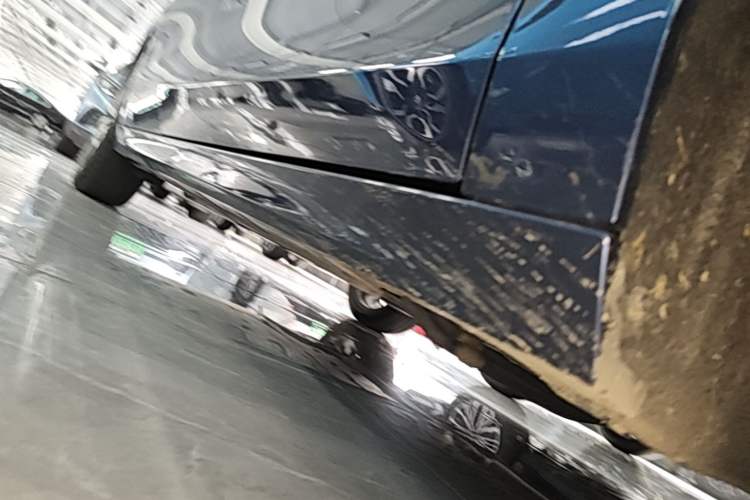 Used Geely Galaxy A7 2025 Model EM-i 150km Starship Edition Right Side Sill