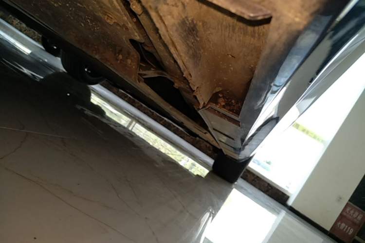 Used Geely Galaxy A7 2025 Model EM-i 150km Starship Edition Right Side Sill