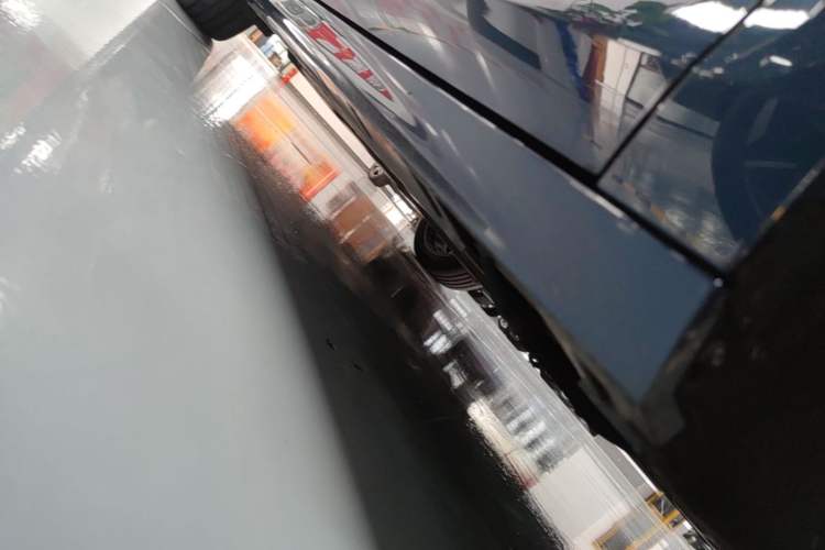 Used Geely Galaxy A7 2025 Model EM-i 150km Starship Edition Right Side Sill
