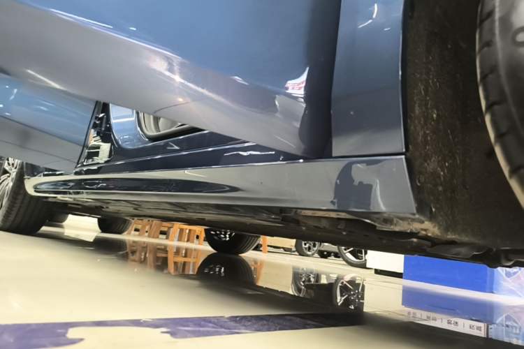 Used Geely Galaxy A7 2025 Model EM-i 150km Starship Edition Right Side Sill