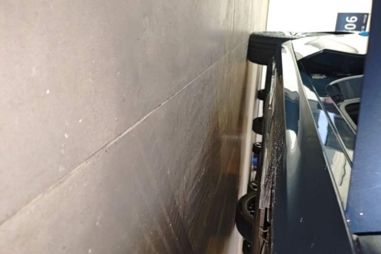 Used Geely Galaxy A7 2025 Model EM-i 150km Starship Edition Right Side Sill