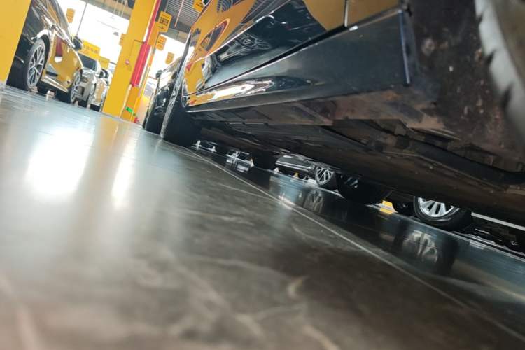 Used Geely Galaxy A7 2025 Model EM-i 150km Starship Edition Right Side Sill
