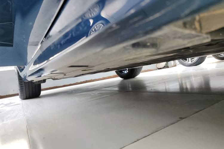 Used Geely Galaxy A7 2025 Model EM-i 150km Starship Edition Right Side Sill