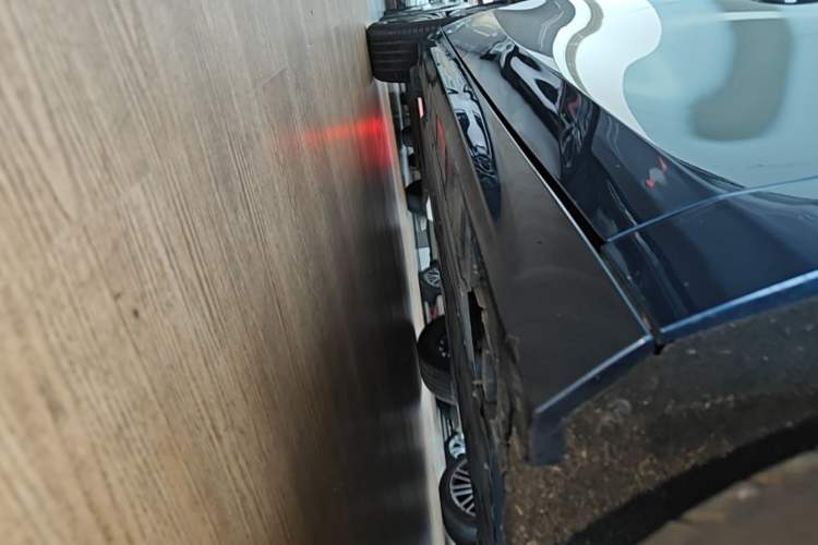 Used Geely Galaxy A7 2025 Model EM-i 150km Starship Edition Right Side Sill