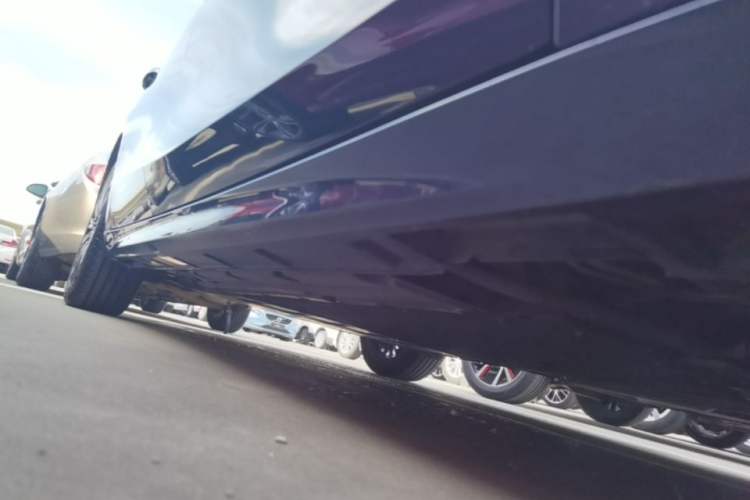 Used Geely Galaxy A7 2025 Model EM-i 150km Starship Edition Right Side Sill