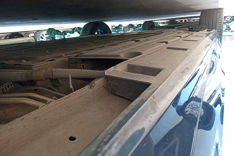 Used Geely Galaxy A7 2025 Model EM-i 150km Starship Edition Right Side Sill