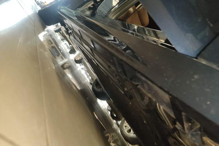 Used Geely Galaxy A7 2025 Model EM-i 150km Starship Edition Right Side Sill