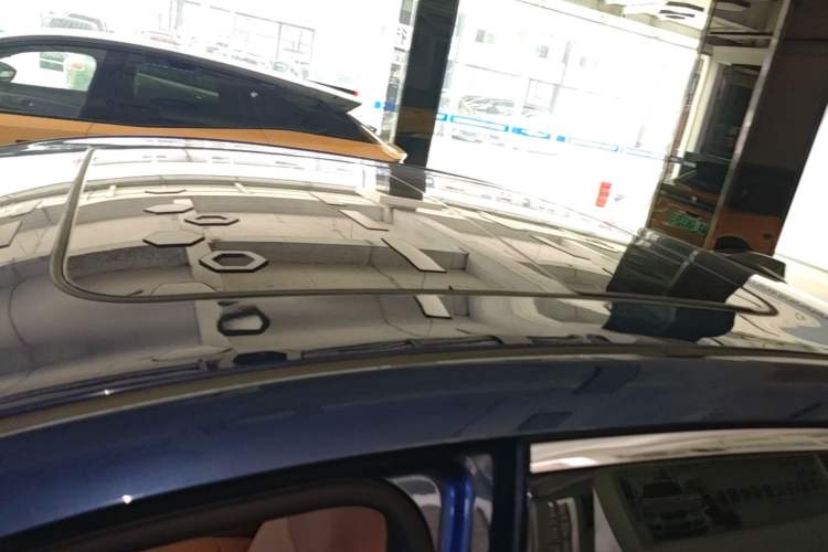 Used Geely Galaxy A7 2025 Model EM-i 150km Starship Edition Roof