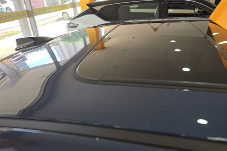 Used Geely Galaxy A7 2025 Model EM-i 150km Starship Edition Roof