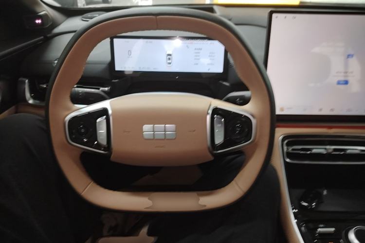 Used Geely Galaxy A7 2025 Model EM-i 150km Starship Edition Steering Wheel