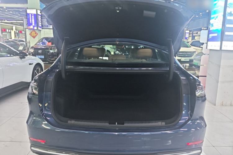 Used Geely Galaxy A7 2025 Model EM-i 150km Starship Edition Trunk