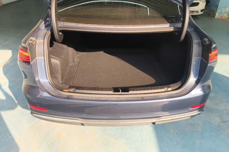 Used Geely Galaxy A7 2025 Model EM-i 150km Starship Edition Trunk