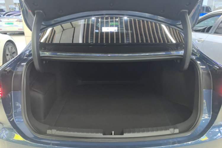 Used Geely Galaxy A7 2025 Model EM-i 150km Starship Edition Trunk