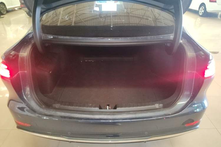 Used Geely Galaxy A7 2025 Model EM-i 150km Starship Edition Trunk